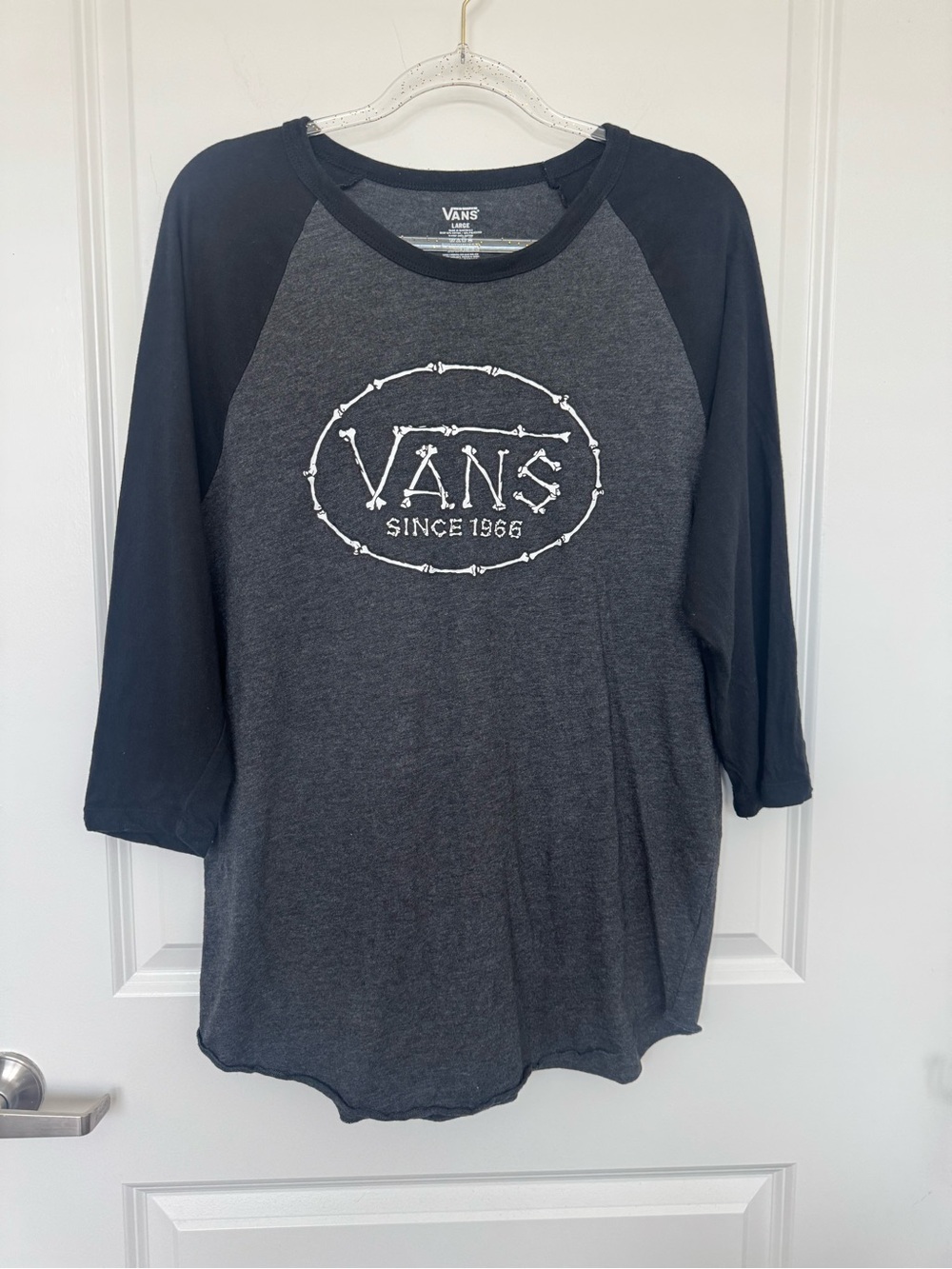 Vans Men's Dark Gray & Black Raglan Logo Tee Bones Print Detail LARGE